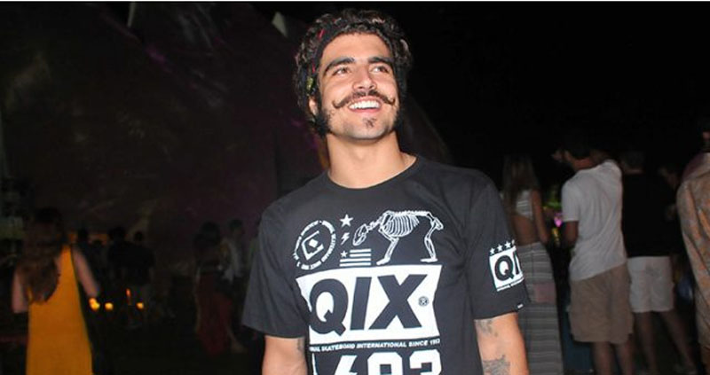 /12987caio.jpg