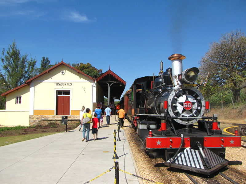 /13061turismo.jpg