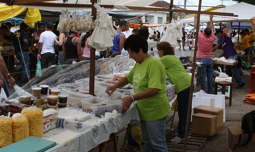 /15956feira-cp.jpg