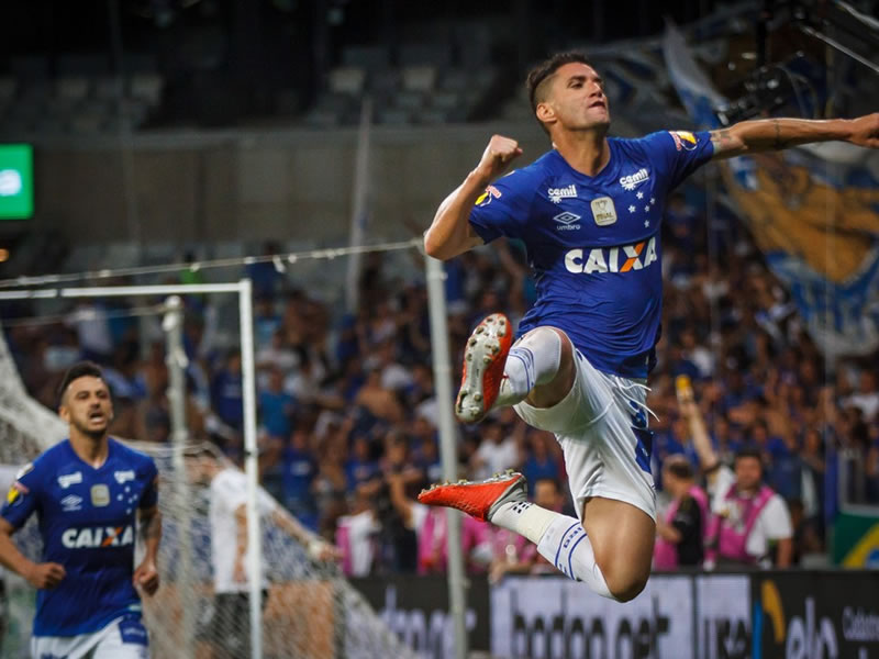 /17841esportenews1701_thiago-neves-cruzeiro.jpg