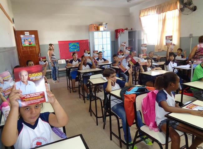 /9431escola-int.jpg
